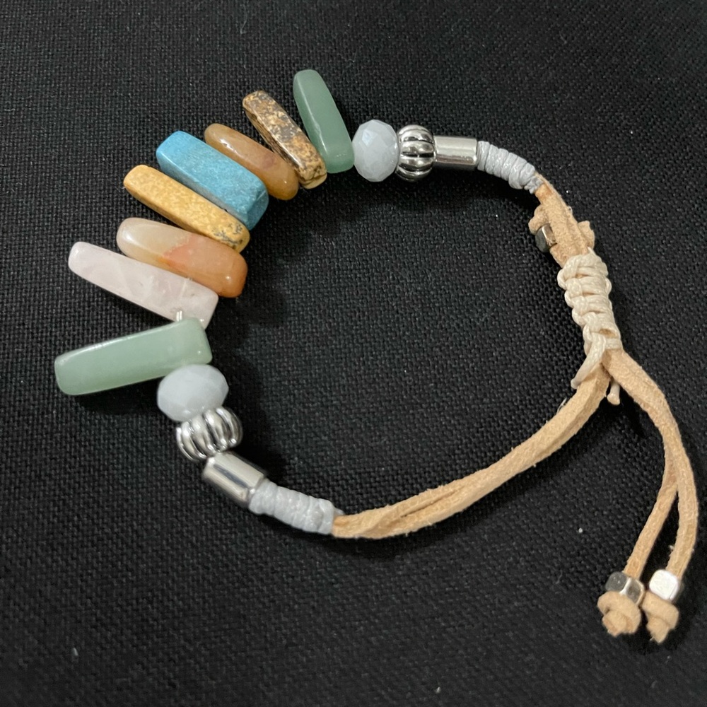 Bracelet with stones